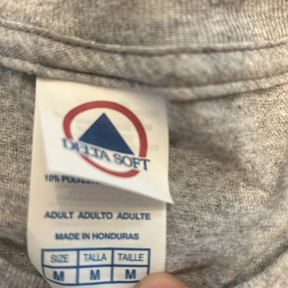 Hawkins High School Medium t-shirt - Picture 2 of 2